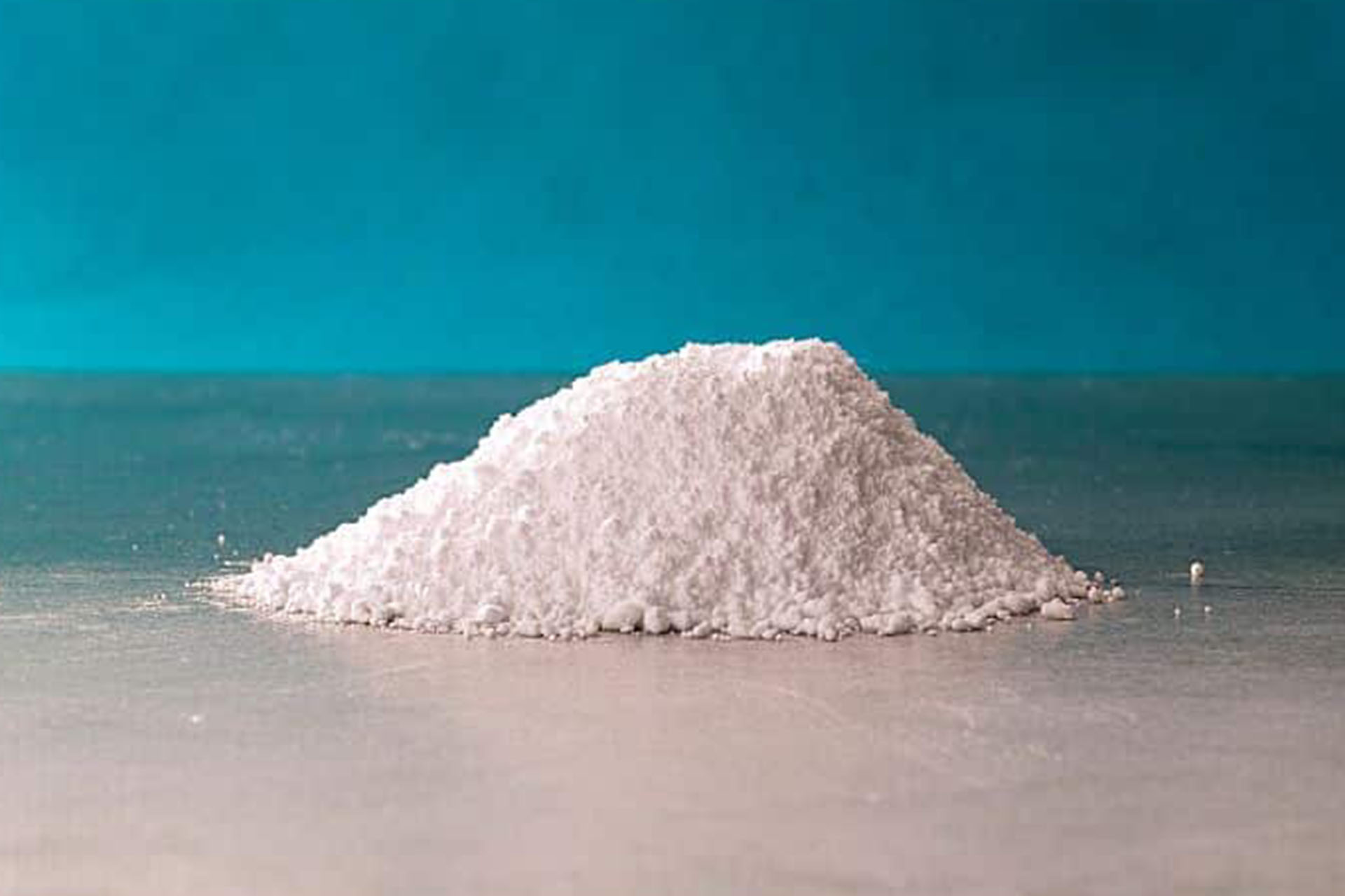 Calcium propionate